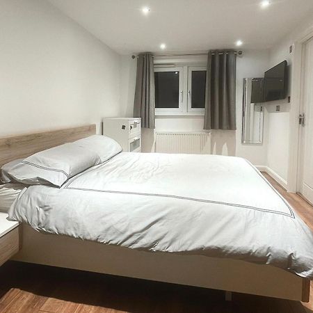 Spacious Private Room In Vibrant South London Thornton Heath Eksteriør bilde