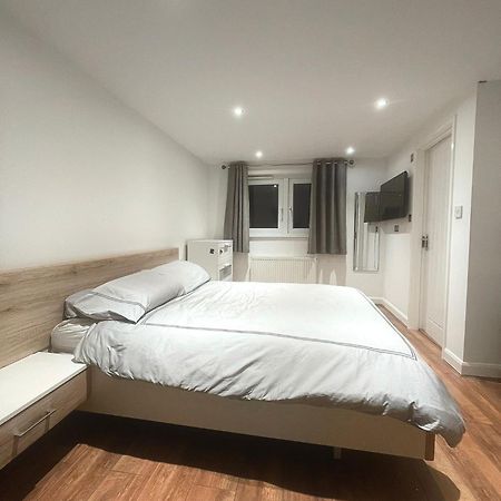 Spacious Private Room In Vibrant South London Thornton Heath Eksteriør bilde