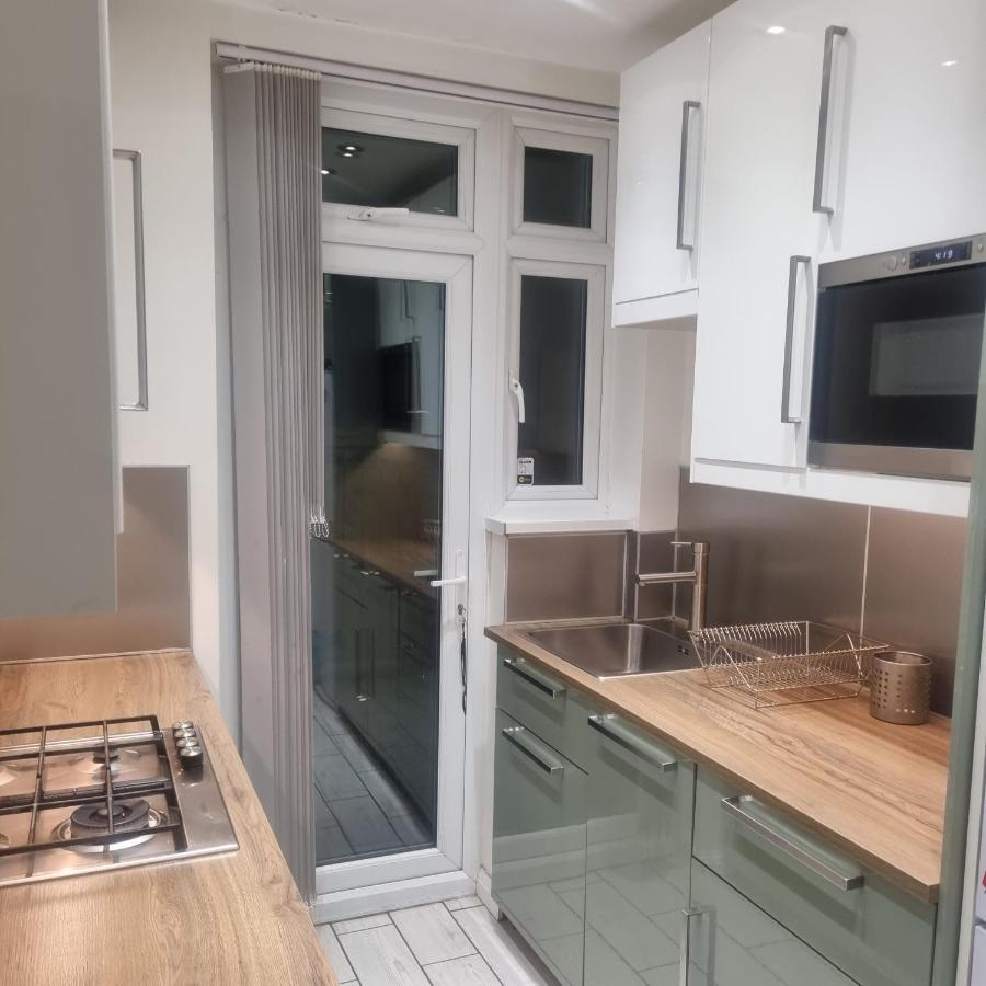 Spacious Private Room In Vibrant South London Thornton Heath Eksteriør bilde